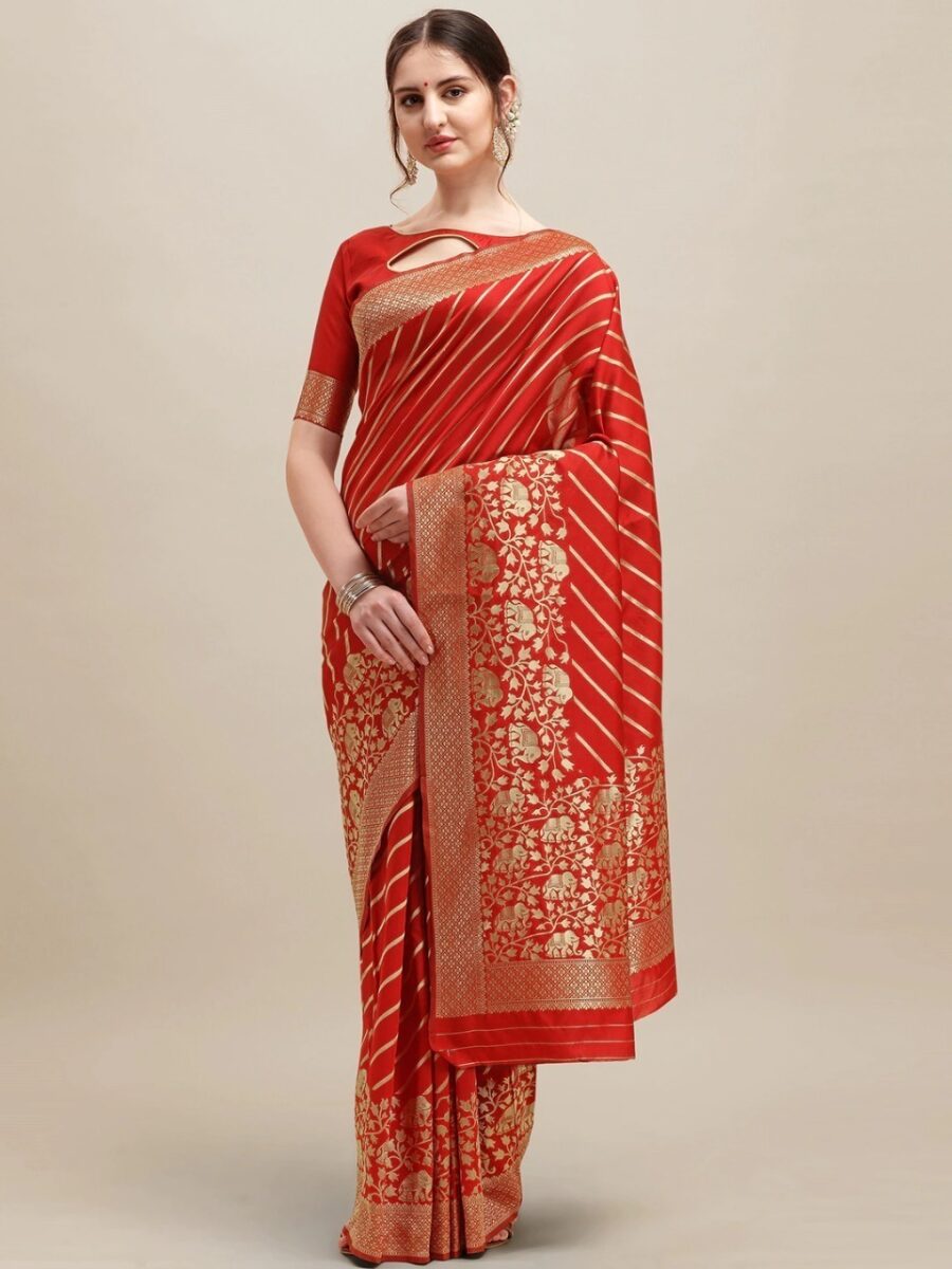 ব্লাউজ পিস সহ প্রিন্টেড সিল্ক শাড়ি