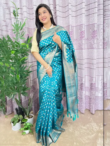 South Indian Silk Saree With Blouse Pcs