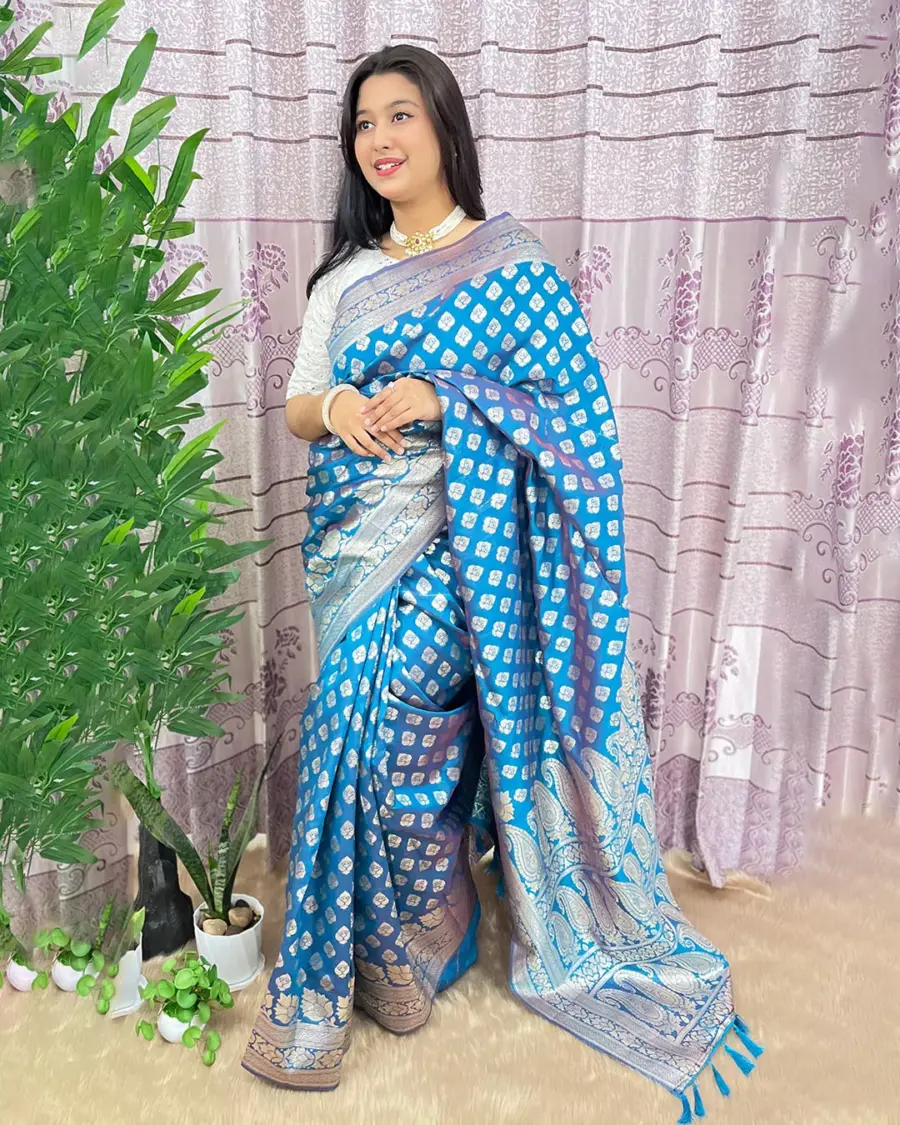 South Indian Silk Saree With Blouse Pcs