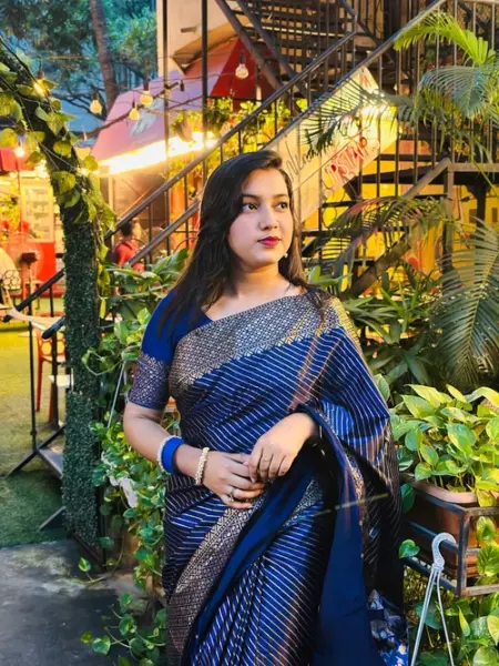 ব্লাউজ পিস সহ প্রিন্টেড সিল্ক শাড়ি